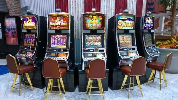 misterhoki platform interface showing football, casino, and esports categories